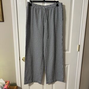 Wayf Gingham Black and White Pant